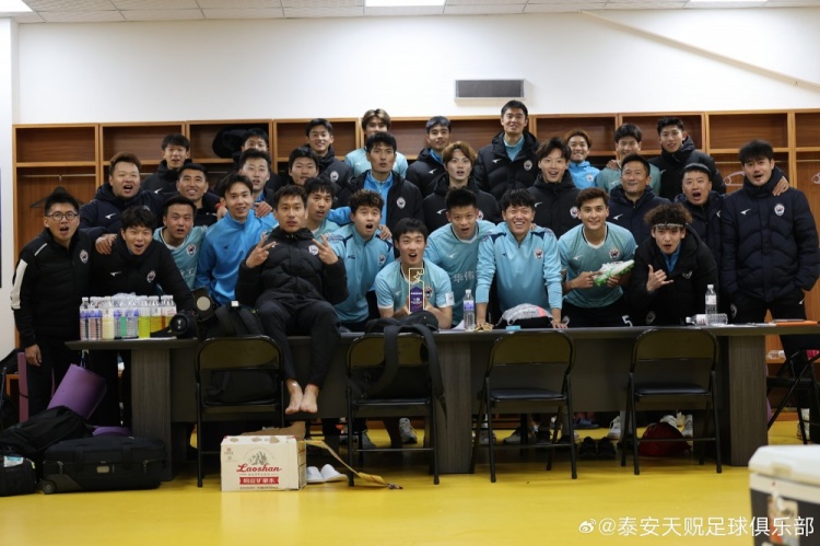  苑維瑋帶隊(duì)首秀告捷，泰安天貺足協(xié)杯5-1大勝青島五月的風(fēng)