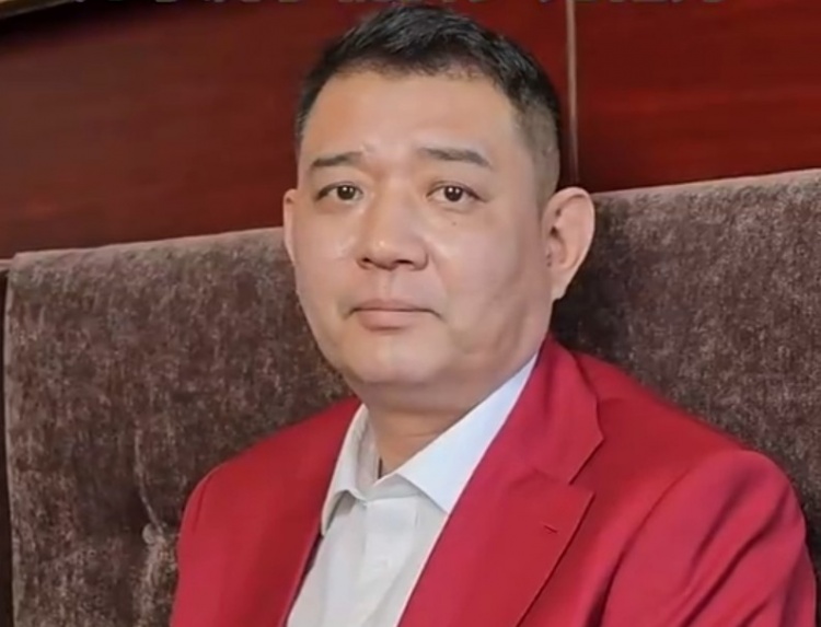  鞏曉彬：剛打球時(shí)工資20多塊錢(qián) 主要給父母、給家里改善生活