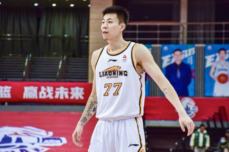 還得再調整！張鎮(zhèn)麟復出8中1拿到2分8助出現6失誤 正負值-34最低
