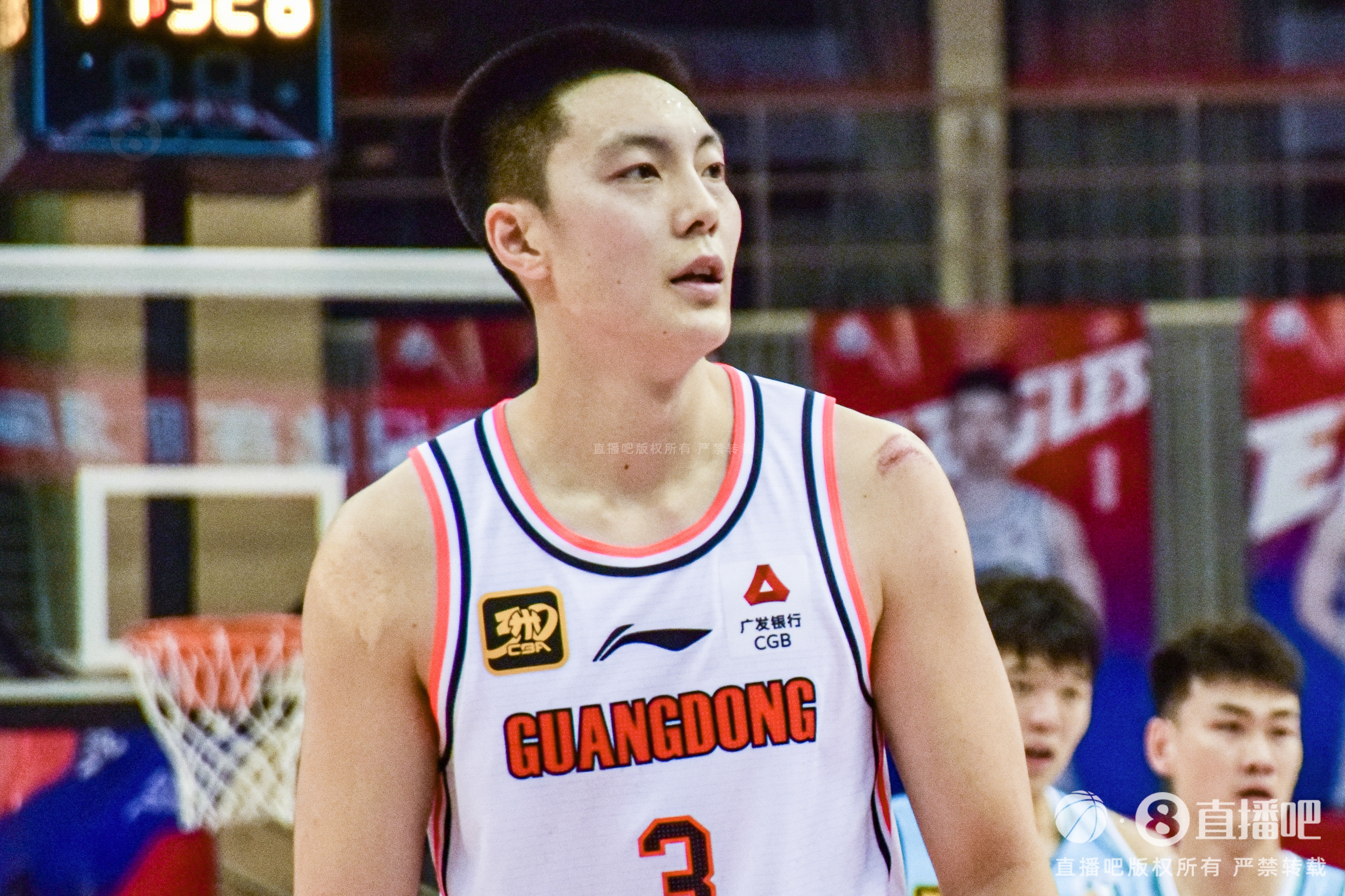  隊長歸來！胡明軒復出表現完美 7中4拿下11分3板5助0失誤