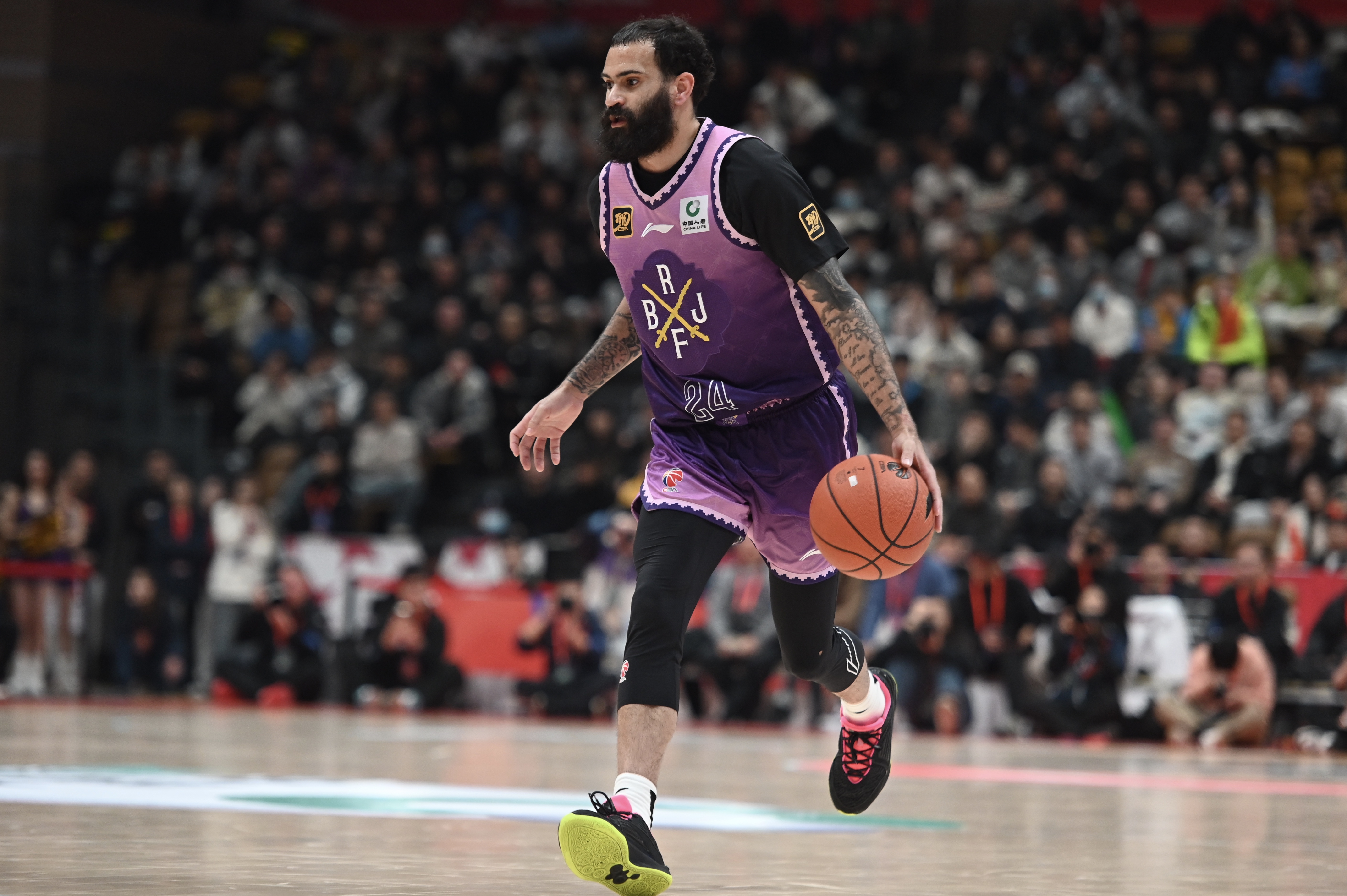  加時接連扔進三分！里勒28投17中怒轟全隊最高46分 另有8板8助
